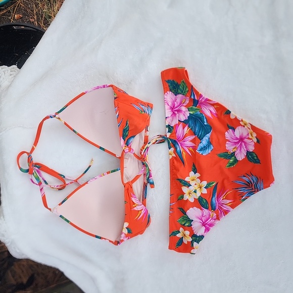 Swim - Picture 2 of 2